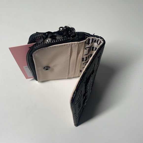 Juicy Couture Upgrade U Wallet - Picture 5 of 7